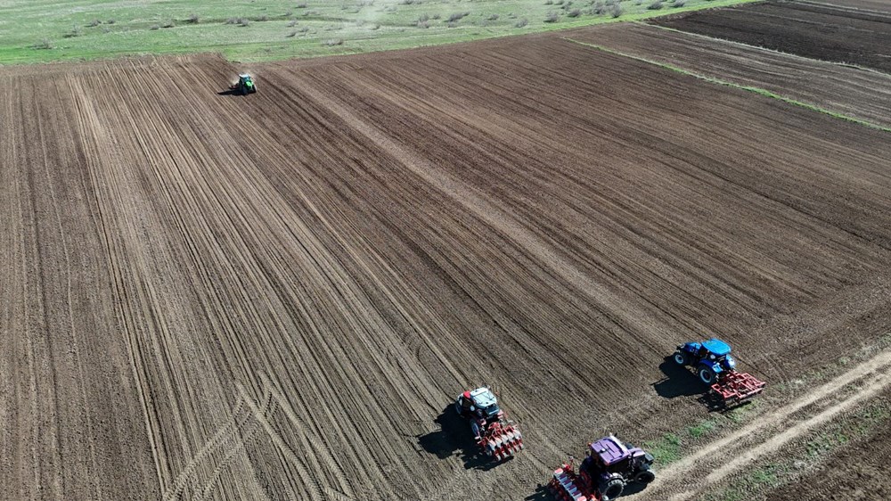 "Kadın başına olmaz" diyenlere inat başardı: Köyünde ilkleri yaptı - 4