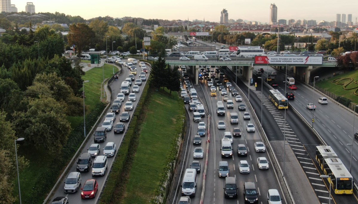 Trafiğe Mart'ta 97 bin 974 aracın kaydı yapıldı