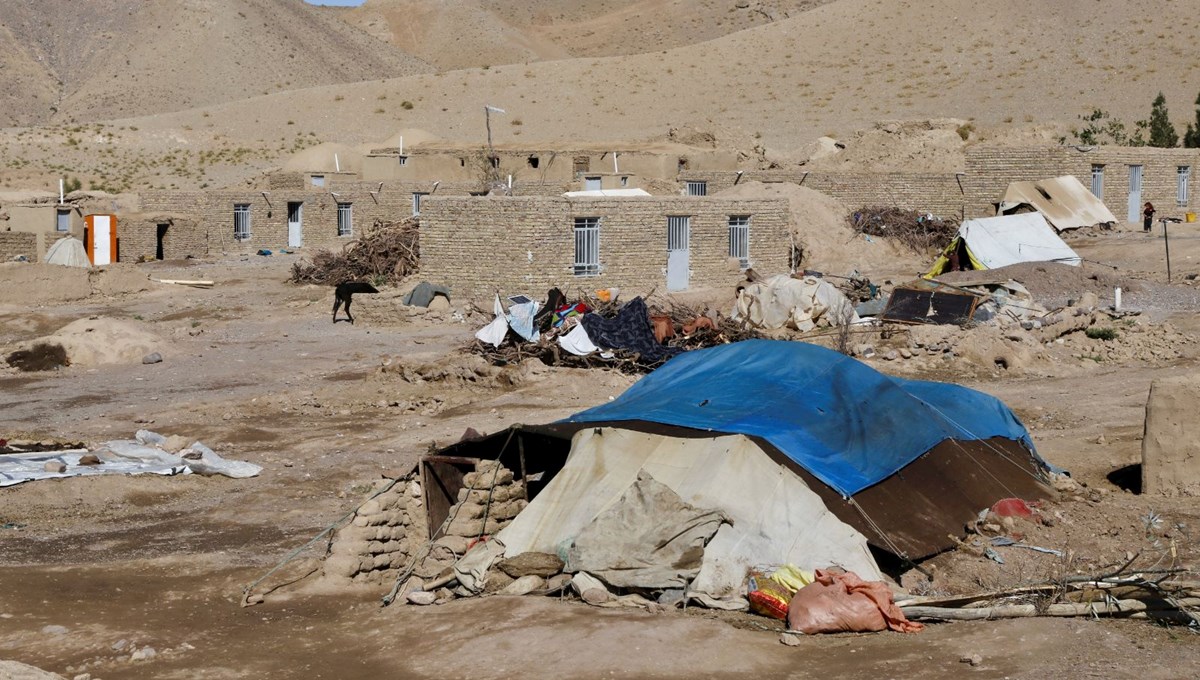 Afganistan'da kömür madeni çöktü: 35 işçi toprak altında