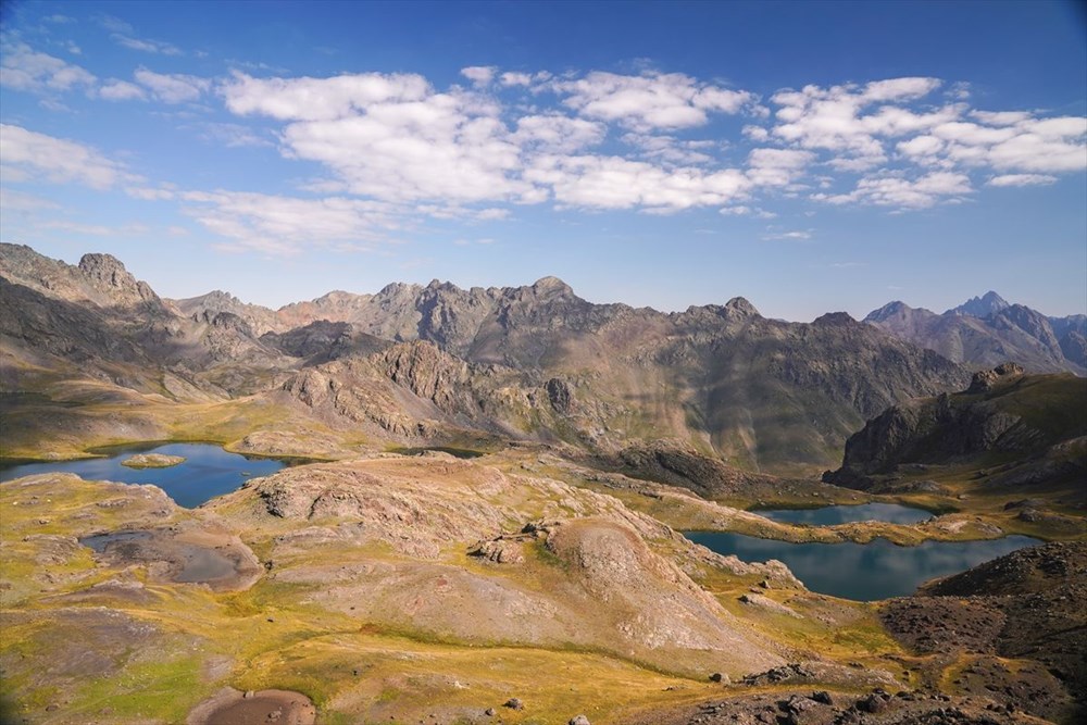 G�ky�z�ne kom�u' zirveleriyle Ka�karlar'daki sakl� cennet: Yedig�ller