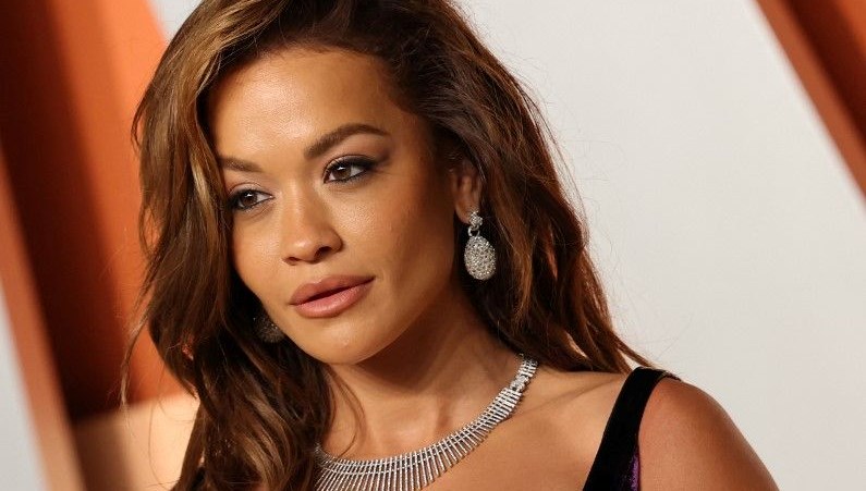 Annesi kanserle mücadele eden Rita Ora'ya hipokondri teşhisi konuldu
