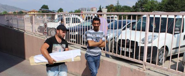 Kayseri�de 2 ailede 2 bebek ölümü NTV