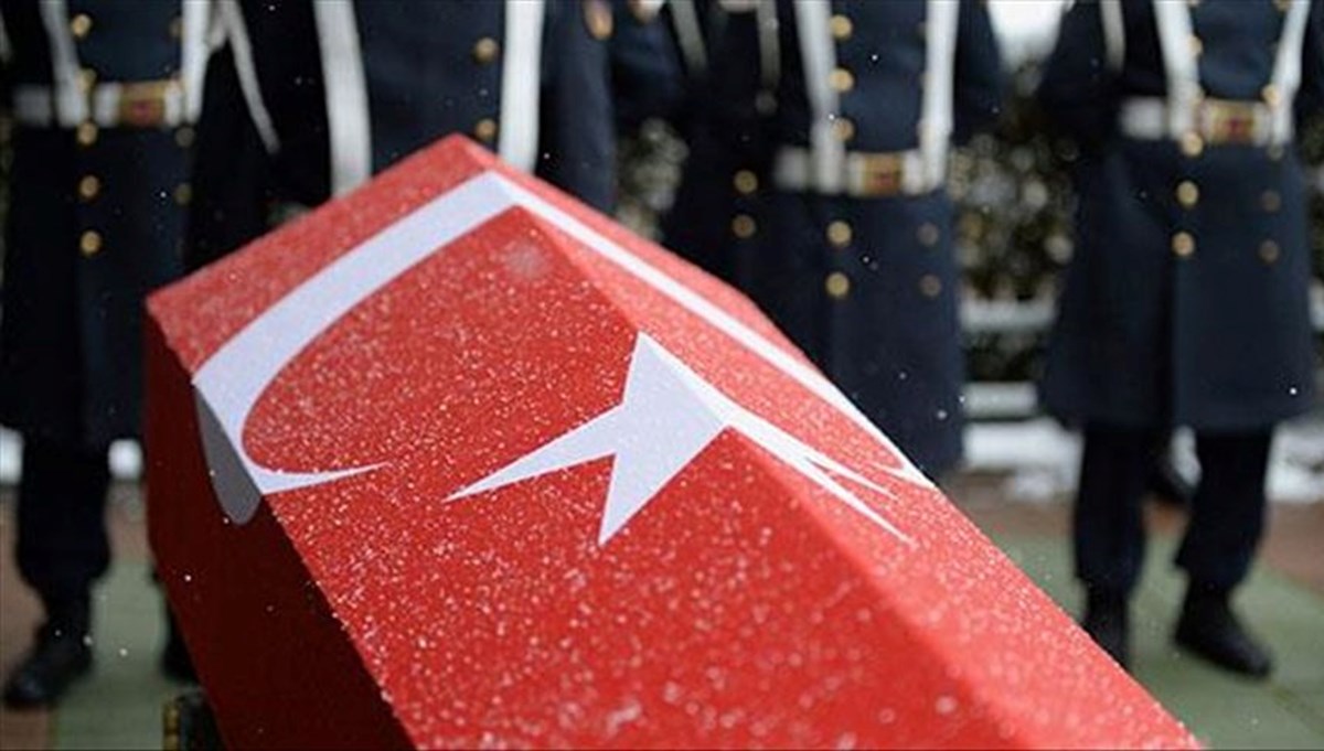 Gaziantep'te eğitim sırasında yaralanan polis memuru şehit oldu Gaziantep'te eğitim sırasında yaralanan polis memuru şehit oldu