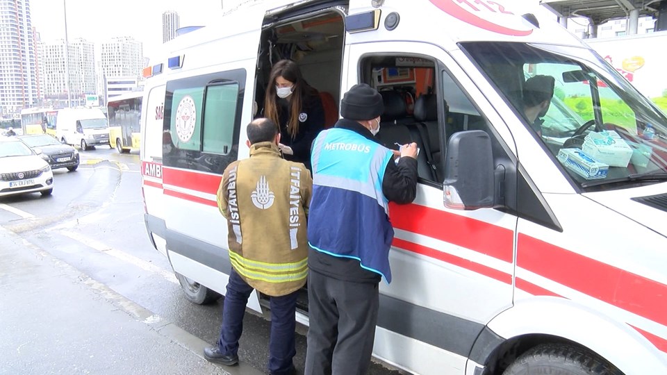 İstanbul'da metrobüs kazası: 7 yaralı - 1