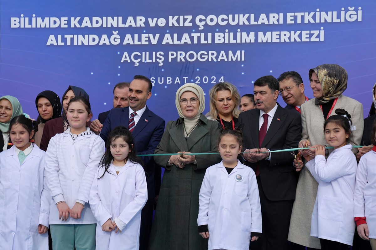 Emine Erdoğan, Alev Alatlı Bilim Merkezi'nin açılışını yaptı | 