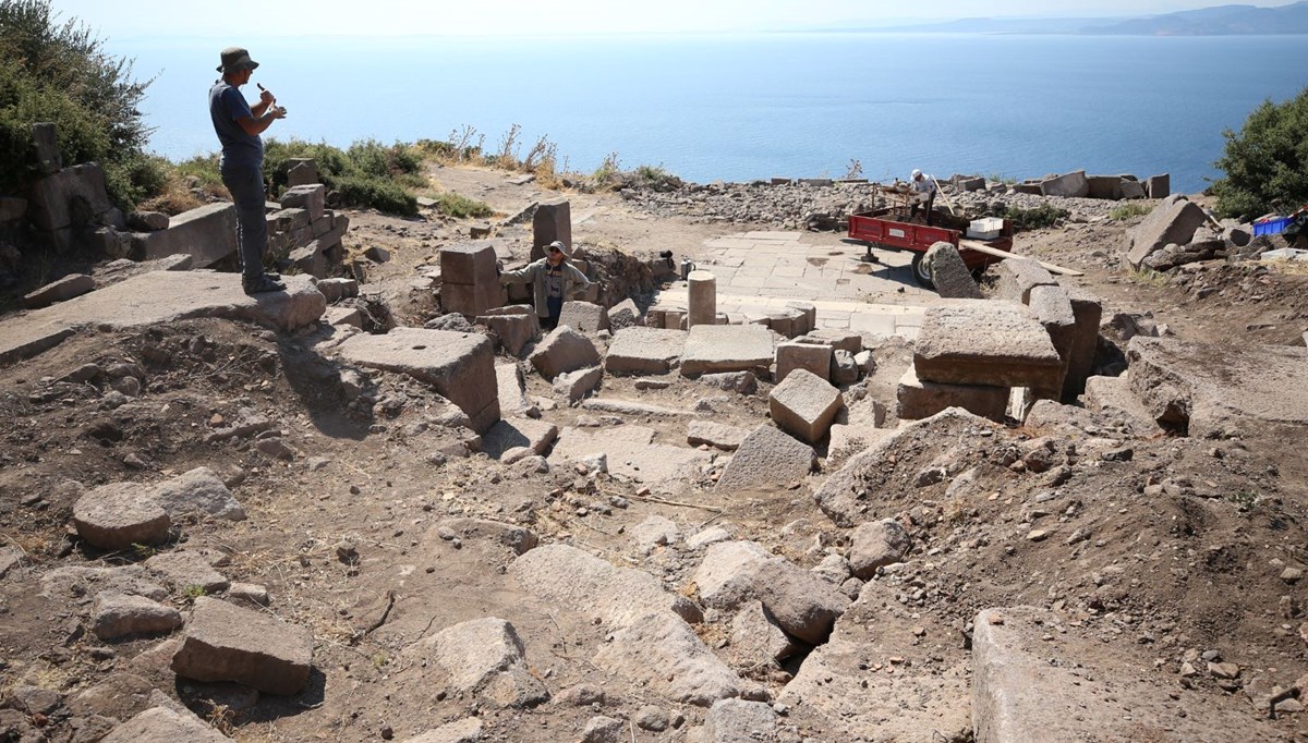 Assos kazısında yeni bulgu: 2 bin 200 yıllık Roma çeşmesi kalıntıları