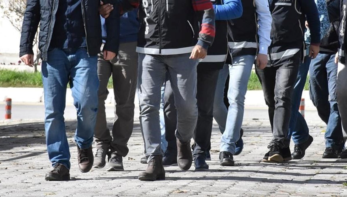İstanbul'da terör operasyonu: 10 gözaltı