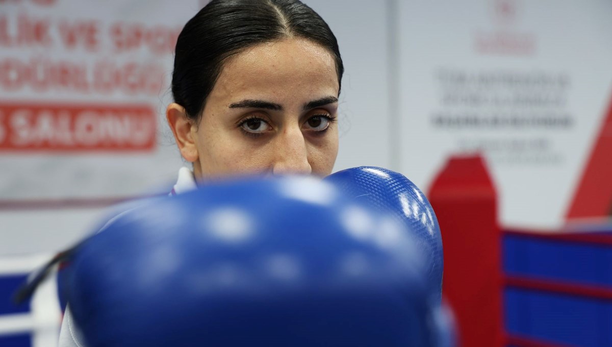 Gizem Özer'den şampiyonluk rüzgarı: Paris Olimpiyatları yolunda 8. zafer Gizem Özer'den şampiyonluk rüzgarı: Paris Olimpiyatları yolunda 8. zafer