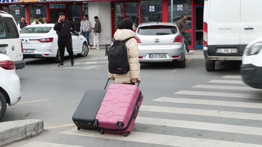 İstanbul Otogarı'nda Bayram Seferi Başladı: Yoğunluk Alarmı! 76 WAFEUk6Chkal4PwUdGuHPA