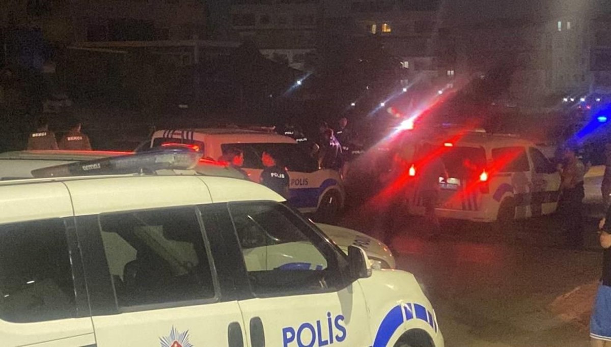 Kocaeli’de silahlı çatışma: 1 polis yaralı Kocaeli’de silahlı çatışma: 1 polis yaralı