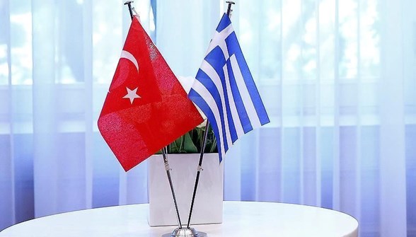Ο Έλληνας υπουργός Άμυνας Δένδιας στην Τουρκία «κλαδί ελιάς»