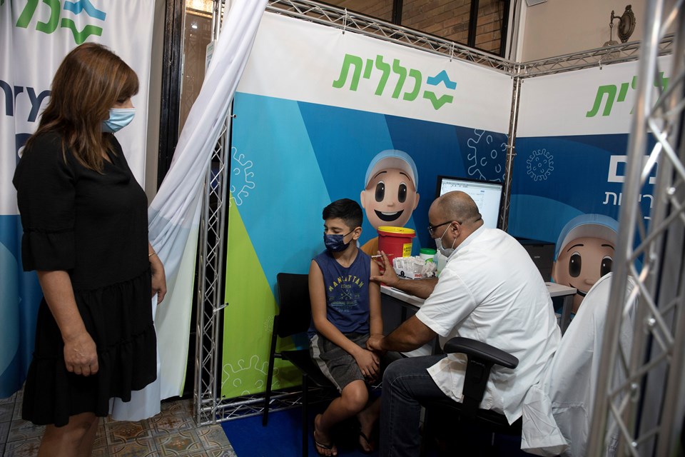 İsrail'de 12 yaş altına aşı onayı - 1