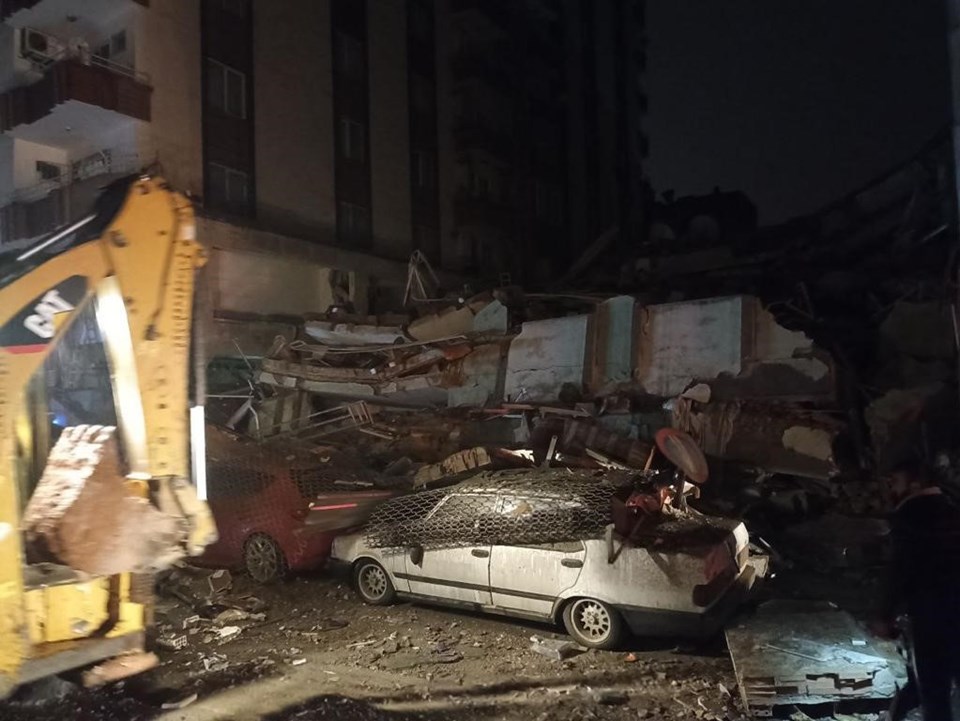 7,4'lük deprem 9 kenti vurdu - 4