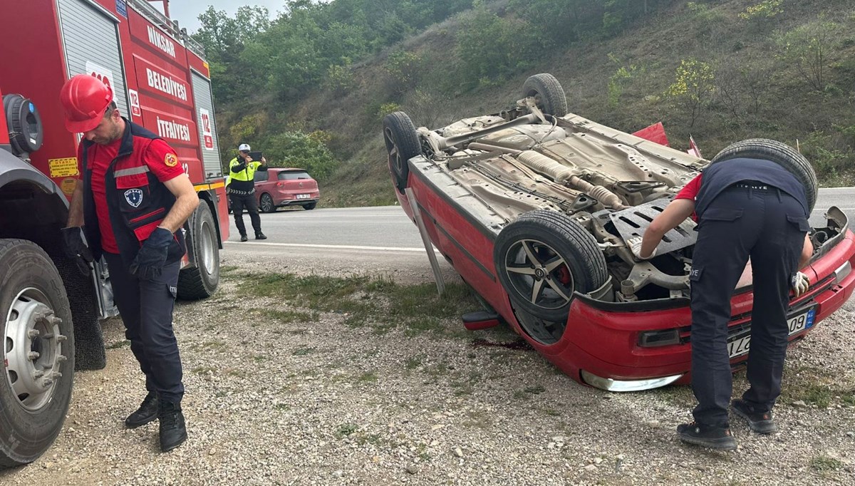 Tokat'ta otomobil devrildi: 5 kişi yaralandı Tokat'ta otomobil devrildi: 5 kişi yaralandı