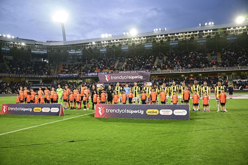 Fenerbahçe'de saha içinde büyük gerilim: Talisca ile tartışan Tadic'i güçlükle tuttular - 6