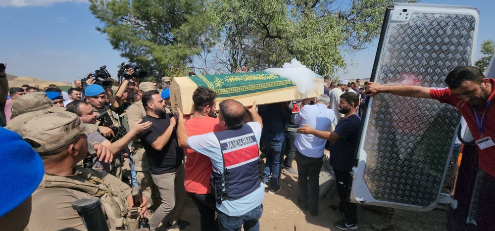 Narin Güran
cinayetinde ilk itiraf: "Narin’in cesedini bana getirdi, dere kenarına
sakladım" - 15