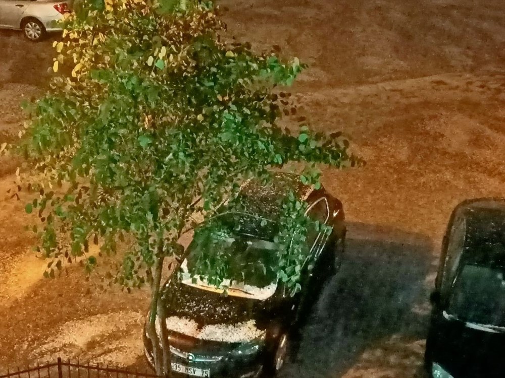 İzmir'de dolu etkili oldu - 7