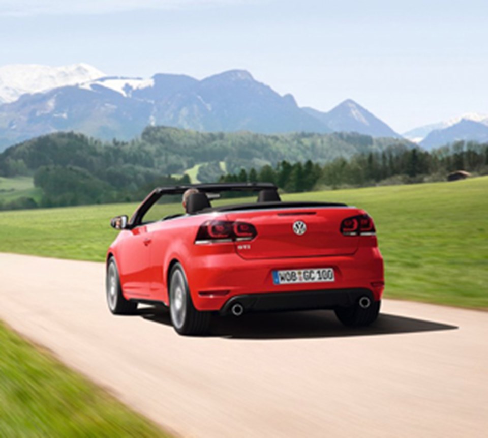 VW Golf GTI Cabriolet satışa sunuluyor - 1