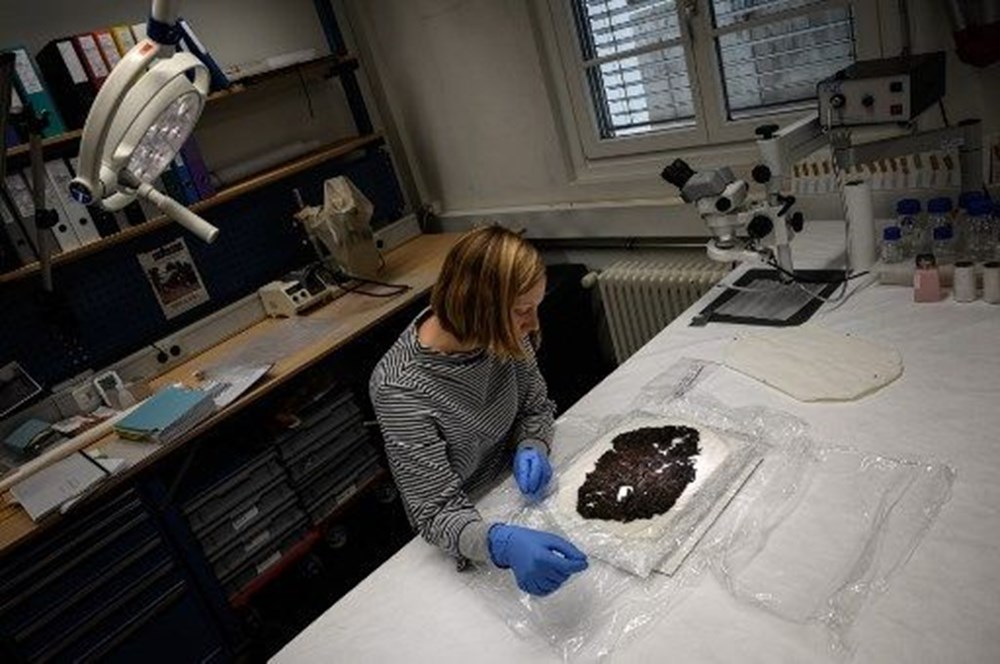 Alp Buzulları’nın erimesiyle 9 bin 500 yıllık tarihi eserler ortaya çıktı - 6