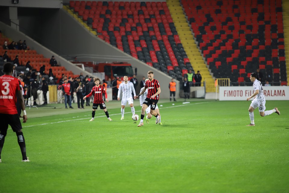 Beşiktaş, Gaziantep'ten puansız dönüyor - 3