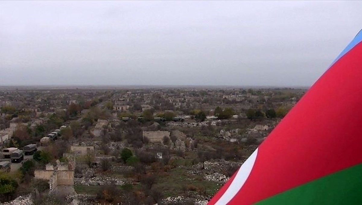 Ermenistan, sınırdaki Azerbaycan mevzilerine ateş açtı