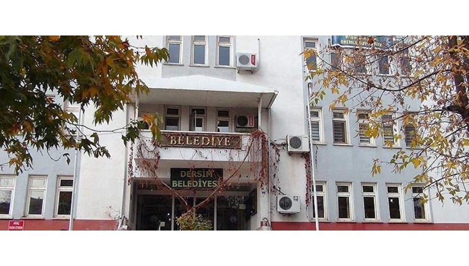 Belediye tabelasındaki 'Tunceli', 'Dersim' olarak değiştirilecek