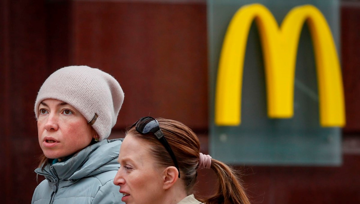 McDonald’s Rusya’daki şubelerini satıyor