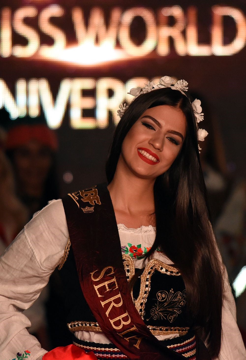 Miss seven. Показать Мисс семёрки. Miss 7 Continents. Miss_VII. Gulsun Ali pakistankolleksiya.