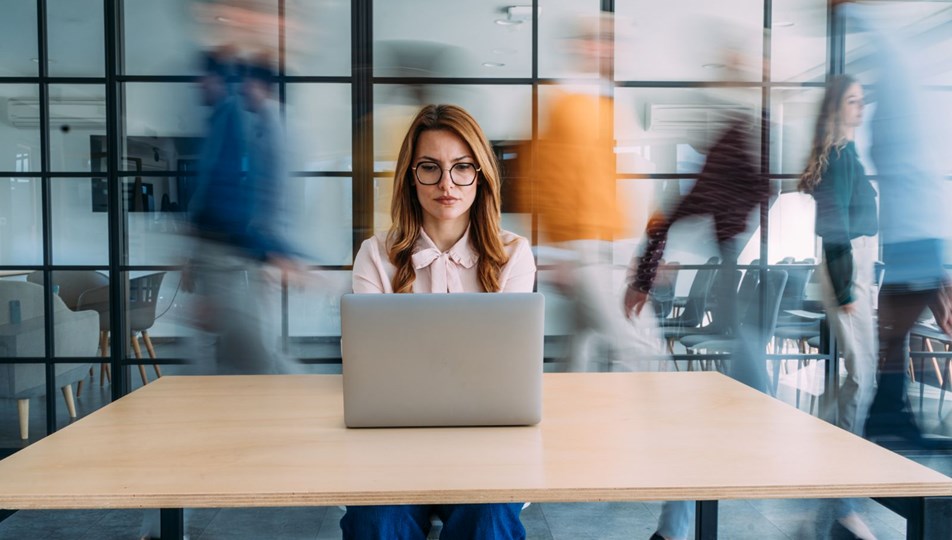 Look professional, get the job done, get paid: Let's get to know the silent hiding