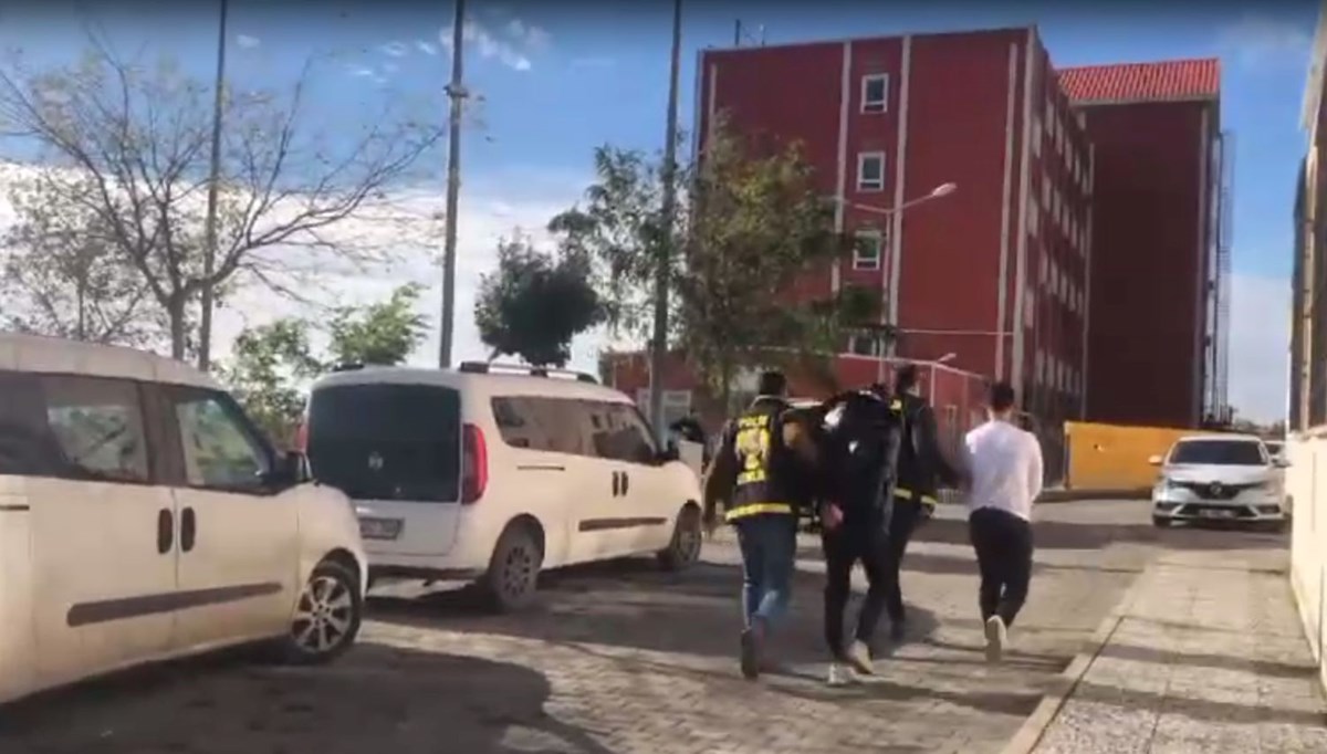 Bursa'da bıçaklı kavga: 1 ölü Bursa'da bıçaklı kavga: 1 ölü