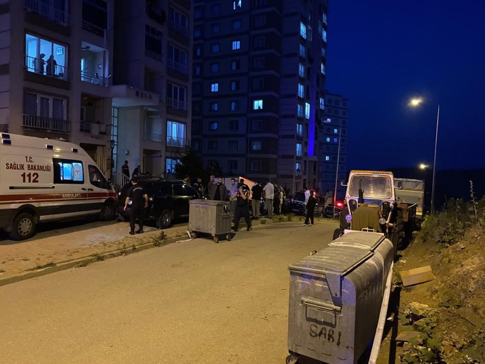 Bursa'da baba dehşeti: 7 yaşındaki oğlunu öldürdü, 3 yaşındakini yaraladı - 1