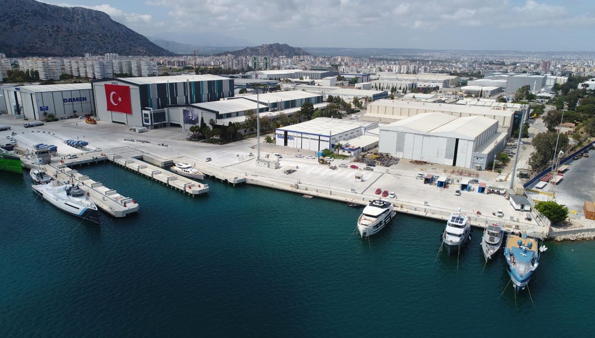 Eleman ve yer sorunu nedeniyle süper lüks yat siparişleri geri çevriliyor Eleman ve yer sorunu nedeniyle süper lüks yat siparişleri geri çevriliyor