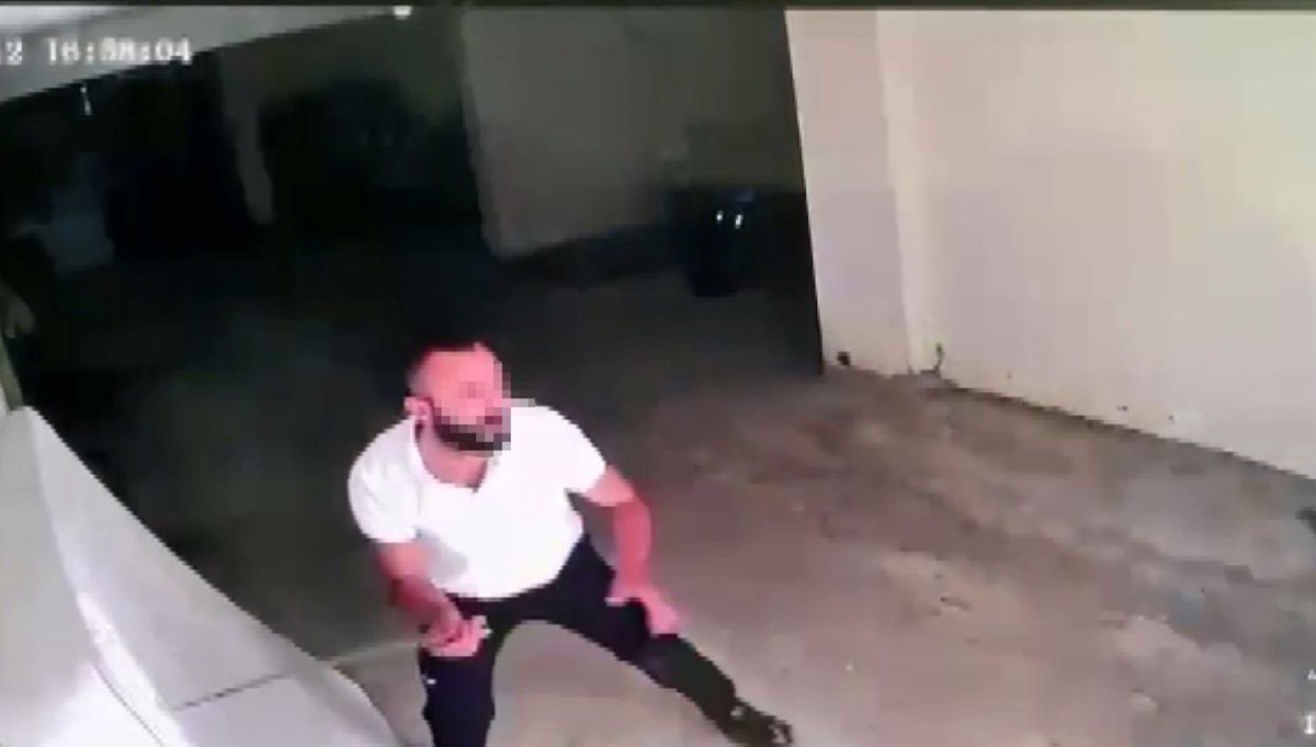 Bursa'da palalı saldırı: 1'i ağır 3 yaralı Bursa'da palalı saldırı: 1'i ağır 3 yaralı