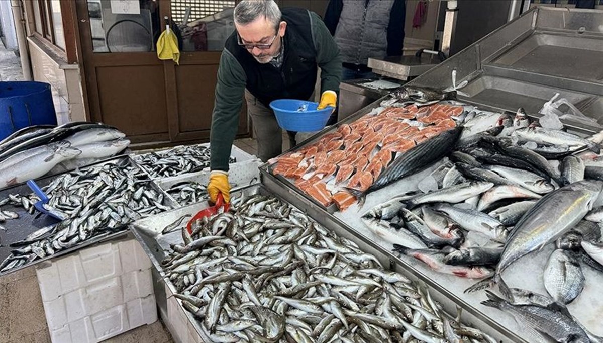 Ramazanla birlikte balık satışları azaldı Ramazanla birlikte balık satışları azaldı