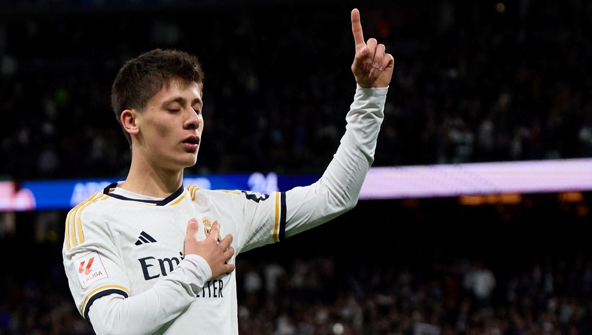 Arda Güler Real Madrid'deki ilk golünü attı Arda Güler Real Madrid'deki ilk golünü attı