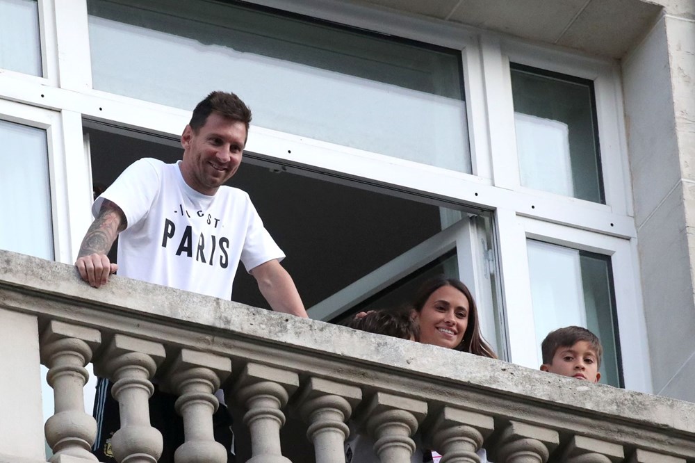 Lionel Messi mengambil tindakan untuk bergerak setelah pencurian di hotelnya - 1