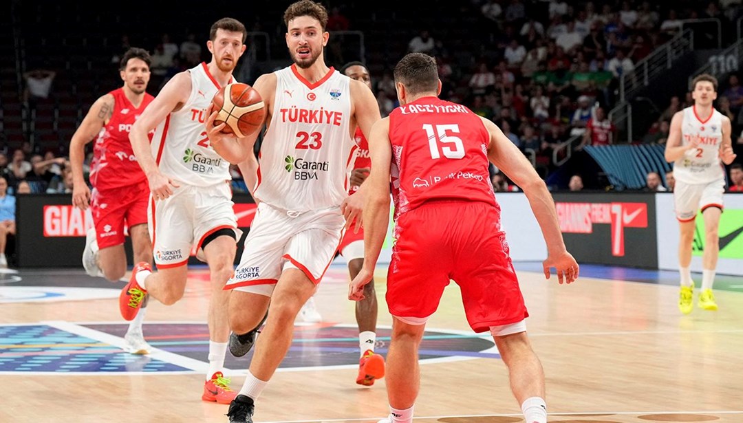 "12 yenilmez adam" (10 Eylül spor manşetleri)