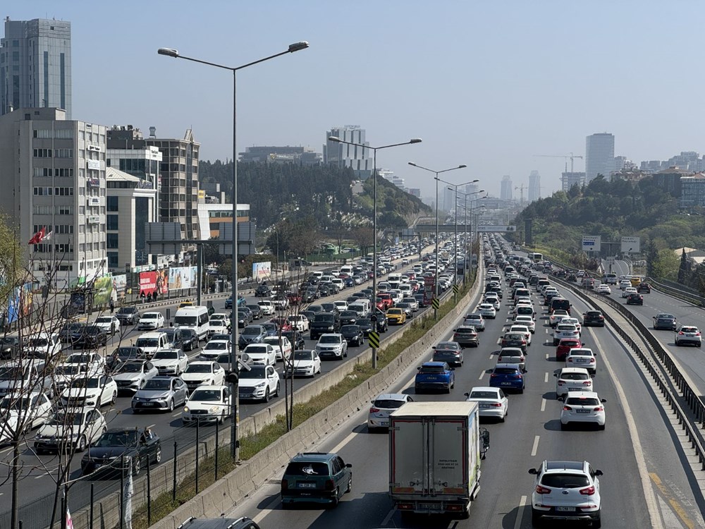 تركيا اليوم بلدية إسطنبول تقوم باستعدادات ضخمة ليوم 15 أبريل.. حظر لمدة 24 ساعة الاستعدادات ليوم 15 أبريل في حركة المرور في إسطنبول: منع الشرطة لمدة 24 ساعة - 4