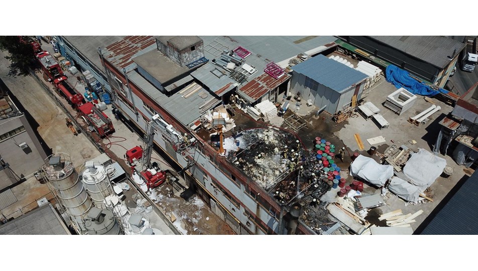 Tuzla'da fabrika yangını