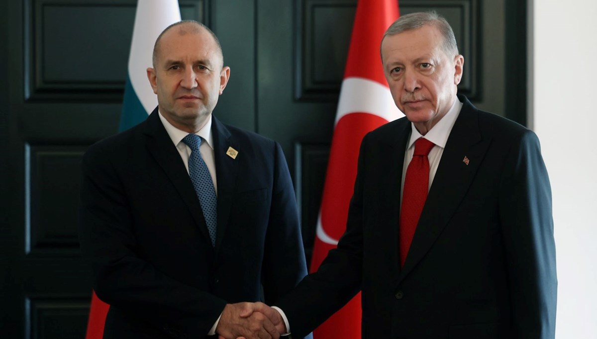 Cumhurbaşkanı Erdoğan'dan Antalya Diploması Forumu'ndan önce diplomasi trafiği Cumhurbaşkanı Erdoğan'dan Antalya Diploması Forumu'ndan önce diplomasi trafiği