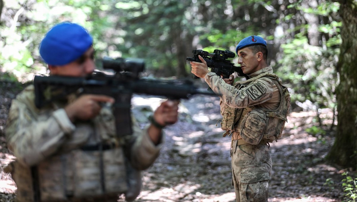 Uludağ’da eller tetikte 24 saat devriye: Jandarma teyakkuz halinde