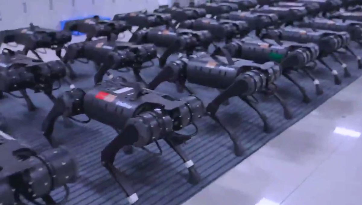 Çinli firma robot ordusunu duyurdu