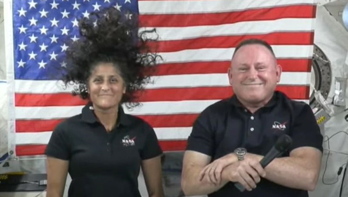Uzayda seçim heyecanı: NASA astronotları oy kullandı Uzayda seçim heyecanı: NASA astronotları oy kullandı