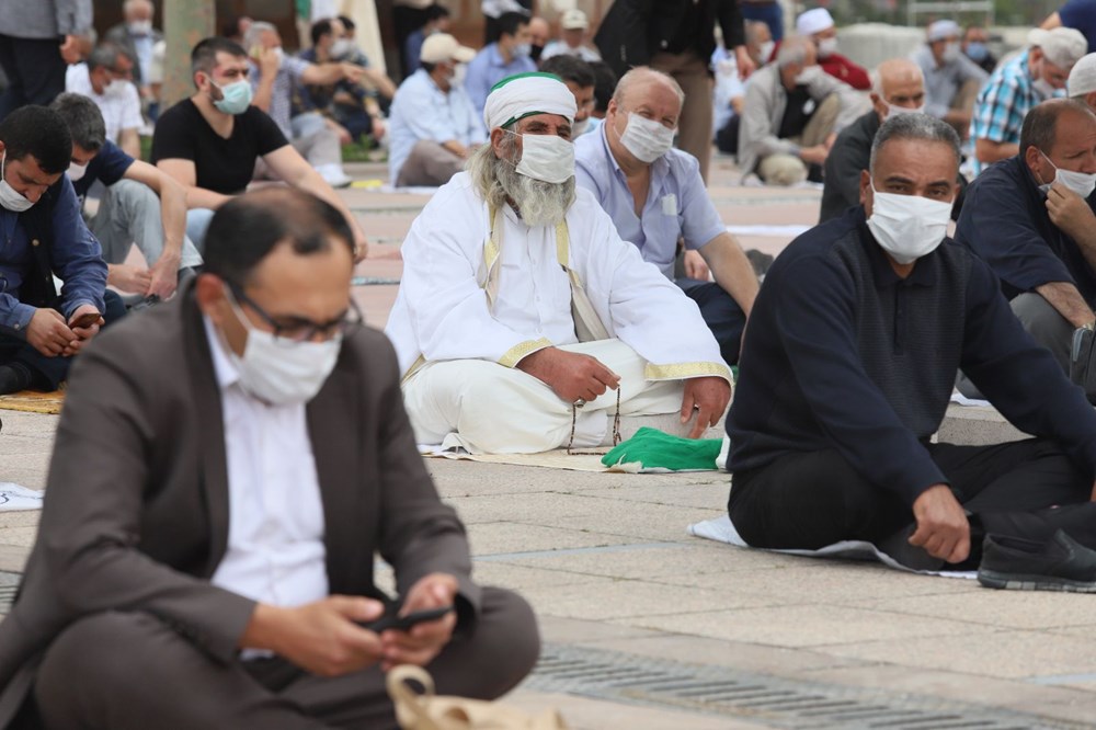 Corona virüs tedbirli 4. cuma namazı - 7