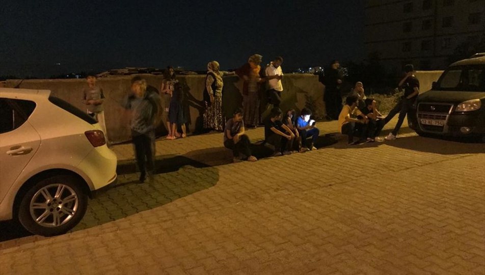 Bingöl'de 5,2 büyüklüğünde deprem meydana geldi