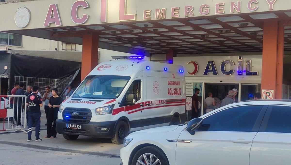Şırnak’ta akraba ailelerin silahlı kavgası: 1 ölü, 3 yaralı Şırnak’ta akraba ailelerin silahlı kavgası: 1 ölü, 3 yaralı