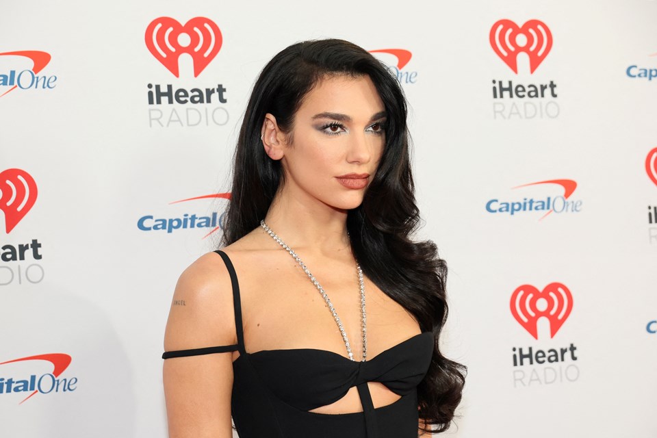 Dua Lipa yeni albümü için tam 97 şarkı yazdı - 1
