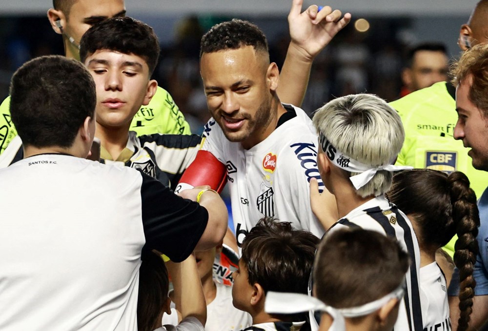 Galatasaray'dan Neymar Bombası: Taraftarı Coşturan Akıl Almaz Transfer İddiası 78 Wanrw4KFokCCJ5nXZM E w
