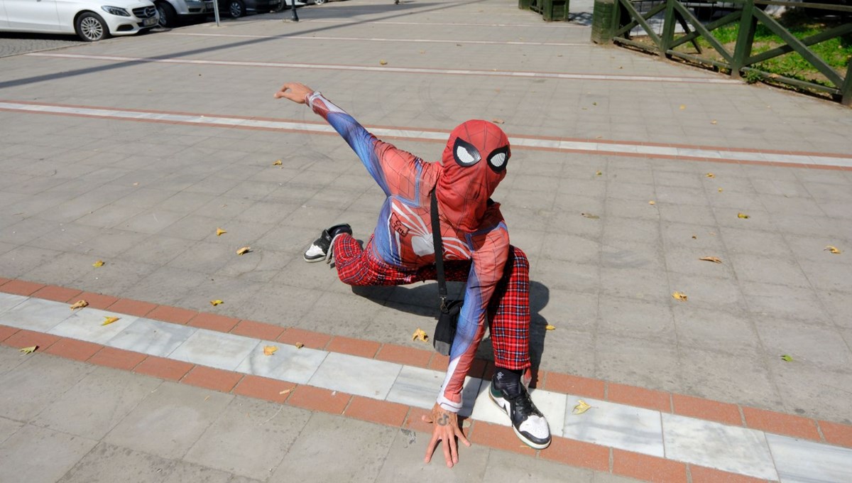 Yerli Spiderman'in 40'ıncı durağı Kırklareli oldu Yerli Spiderman'in 40'ıncı durağı Kırklareli oldu