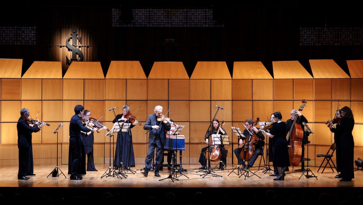 Giuliano Carmignola ve Concerto Köln İş Sanat’ta sahne aldı Giuliano Carmignola ve Concerto Köln İş Sanat’ta sahne aldı